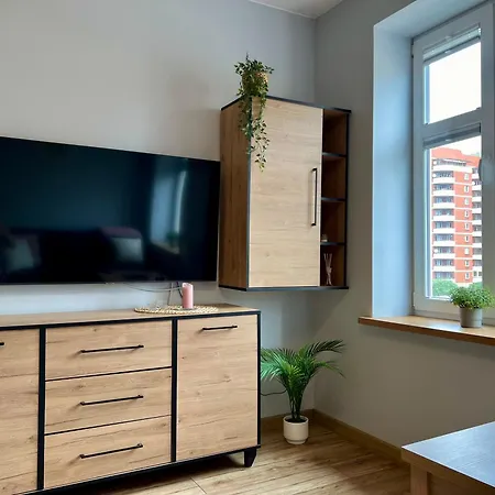 Atrakcyjne Mieszkanie 13 *